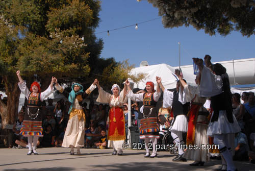 Greek Traditional Dance (May 28, 2012) - by QH