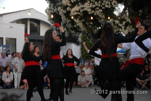 Orpheus Dancers (May 28, 2012) - by QH