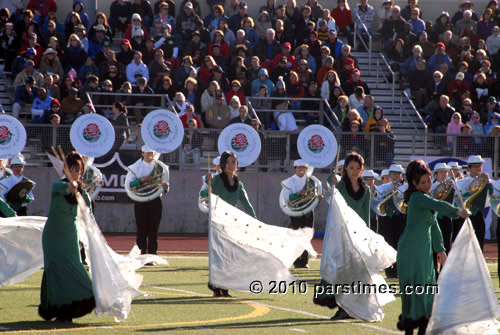 North Japan Green Band (December 30, 2010) - by QH
