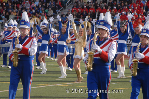 Morgantown HS Red & Blue Marching Band -  Morgantown, WV (December 30, 2012) - by QH