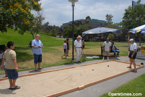 The game of boules (Ptanque) - Los Angeles (July 16, 2006) - by QH