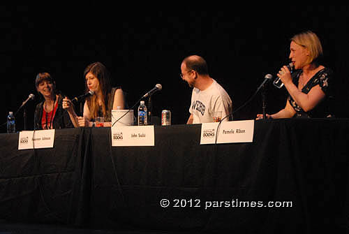 Maureen Johnson, Pamela Ribon, John Scalzi, Interviewer Amber Benson - USC (April 22, 2012) - by QH