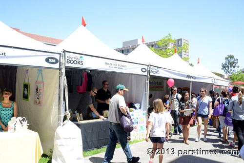 LA Times Book Fair - USC (April 20, 2013) - by QH