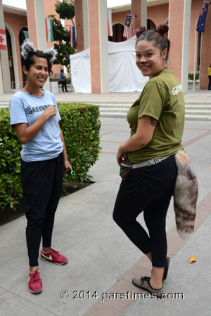 Greenpeace Volunteers - USC (April 13, 2014) - by QH