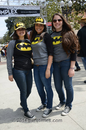 Girls In Batman Shirts - USC (April 13, 2014) - by QH