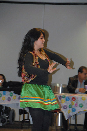Persian Traditional Dance - CSUN  (March 25, 2008) - by QH