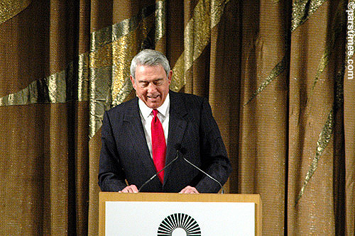 Dan Rather - Dorothy Chandler Pavilion (January 26, 2006) - by QH