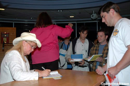 Diane Ladd Book Signing at Borders in Westwood (May 25, 2006) - by QH