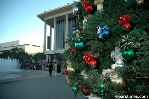 Holiday Celebration - Dorothy Chandler Pavilion (December 24, 2005) - by QH