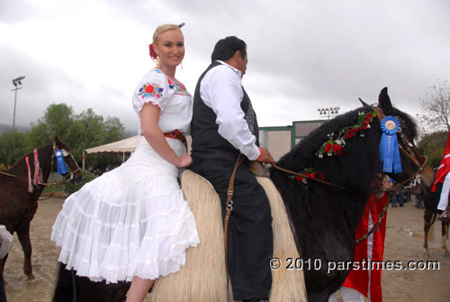 Peruvian Paso Heritage Riders - Burbank (December 29, 2010) - by QH