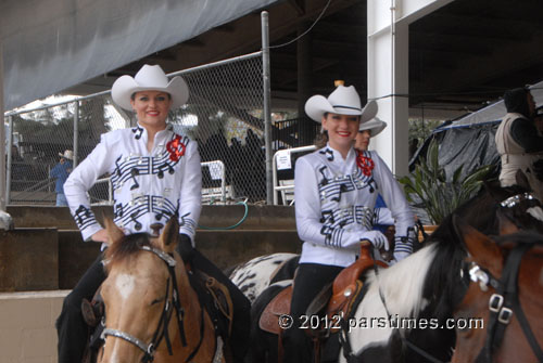 Prime Time Express Mounted Drill Team - Burbank (December 29, 2012) - by QH