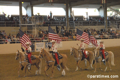 Long Beach Mounted Police - Equestfest, Burbank  (December 29, 2006) - by QH