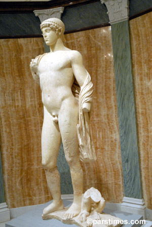 Sculpture of Apollo Getty Villa's Basilica - Malibu (July 31, 2006) - by QH
