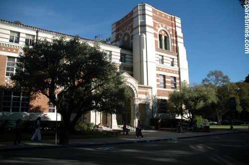 Dodd Hall - UCLA (January 29, 2006) - by QH
