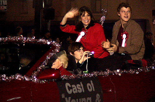 Christmas Parade: Csst of the Young & the Restless  - Hollywood (November 30, 2008) by QH