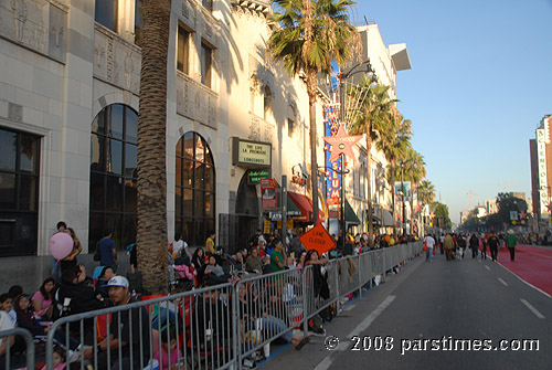 An estimated 15,000 people watched the Christmas Parade on Hollywood Blvd.- Hollywood (November 30, 2008) by QH