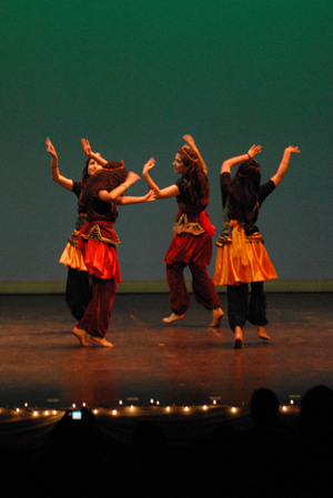 Traditional Iranian Dance - UCLA (May 28, 2009) by QH