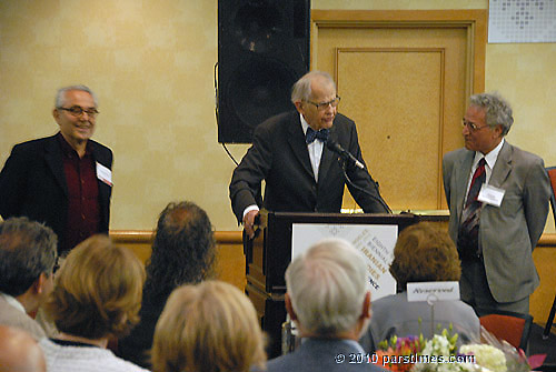 Drt. Hakkak congratulates Dr. Frye - Santa Monica (May 28, 2010) - by QH