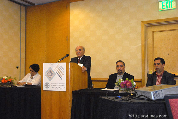 Persian Journals Panel - Santa Monica (May 29, 2010) - by QH