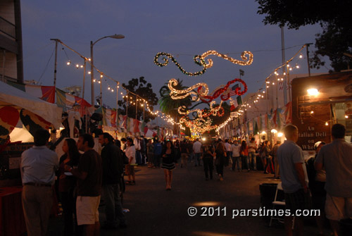 Festival at night (September 25, 2011) - by QH
