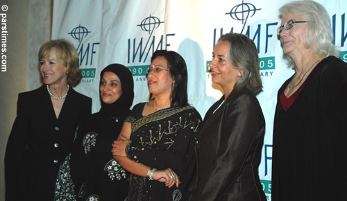 Judie Woodworth, Shahla Sherkat, Sumi Khan, Anja Niedringhaus, and Molly Ivins - by QH, November 2, 2005