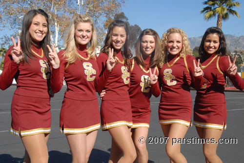 USC Band Cheer Squad (December 31, 2007) - by QH