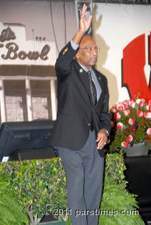 he Rose Bowl Hall of Famer Senator George Fleming - Pasadena (January 1, 2012)