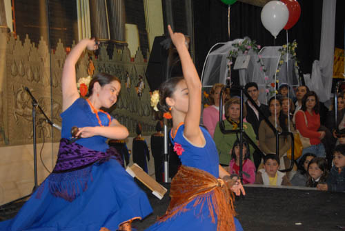 Dancers (March 22, 2009) - by QH