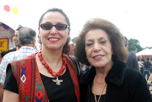 Maryam Molavi & Mom - by QH