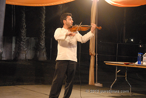 Violin Player - by QH