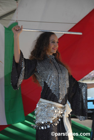 Middle Eastern Dance - by QH - Woodland Hills (October 22, 2006)