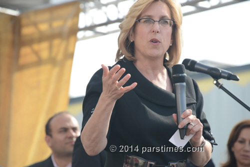 Wendy Greuel - Westwood (March 23, 2014) - by QH