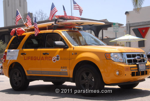 LA County Life Guard - Pacific Palisades (July 4, 2011) - By QH