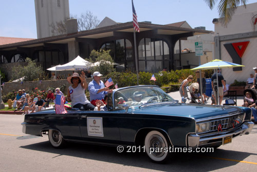 Councilman Joe Perry - Pacific Palisades (July 4, 2011) - By QH