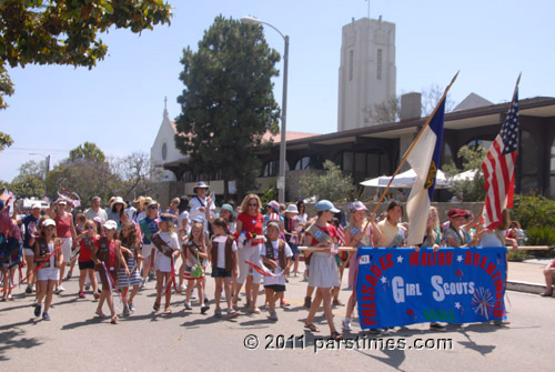 Girl Scouts - Pacific Palisades (July 4, 2011) - By QH