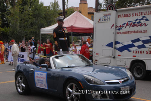 US Marine  - Pacific Palisades (July 4, 2012) - By QH