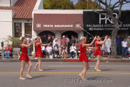 Long Beach Long Beach Twirlers - Pacific Palisades (July 4, 2012) - By QH