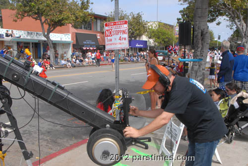 TV Crew - Pacific Palisades (July 4, 2012) - By QH