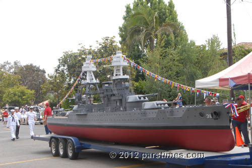 Model War Ship - Pacific Palisades (July 4, 2012) - By QH