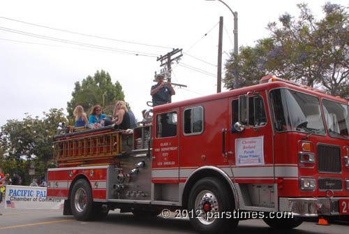 Fire Truck - Pacific Palisades (July 4, 2012) - By QH