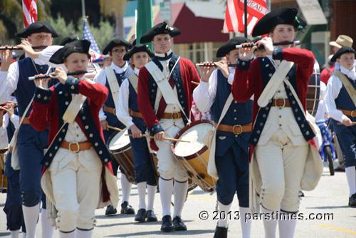 Mountain Fifes & Drums - Pacific Palisades (July 4, 2013) - by QH