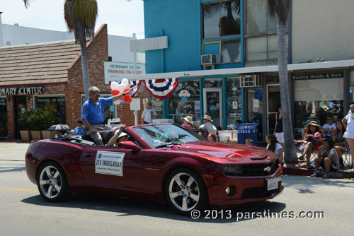 Zev Yaroslavsky - Los Angeles County Supervisor - Pacific Palisades (July 4, 2013) - by QH