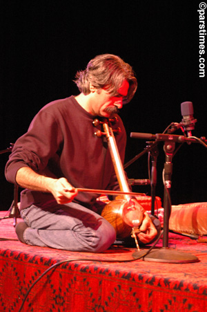 Keyhan Kalhor during rehearsal - UCSB (February 28, 2006) by QH