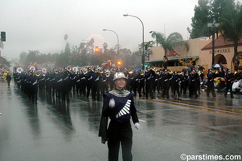Fayettville High School Marching Bulldog Band - Rose Parade, Pasadena (January 2, 2006) - by QH