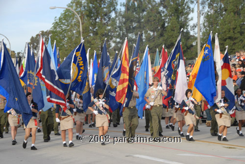 Boys & Girl Scouts carrying US State Flags & 50 other nations - Pasadena (January 1, 2008) - by QH
