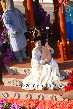 Chinese Musician - Pasadena (January 1, 2010) - by QH