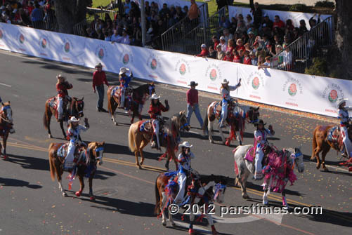 All American Cowgirl Chicks - Pasadena (January 2, 2012) - by QH