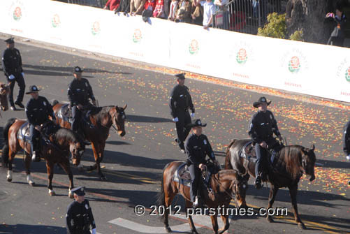 Los Angeles Police Department Metropolitan Division Mounted Platoon  - Pasadena (January 2, 2012) - by QH