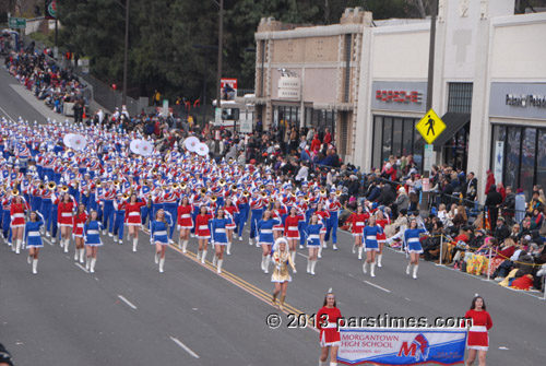 Morgantown HS Red & Blue Marching Band ? Morgantown, WV - Pasadena (January 1, 2013) - by QH