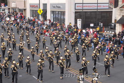 Roots of Music Marching Crusaders - New Orleans, LA - Pasadena (January 1, 2013) - by QH